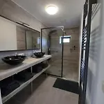 Les Hauts De Meez Динан