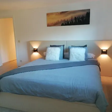 Les Hauts De Meez Apartamento