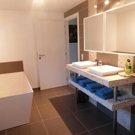 Les Hauts De Meez * Dinant