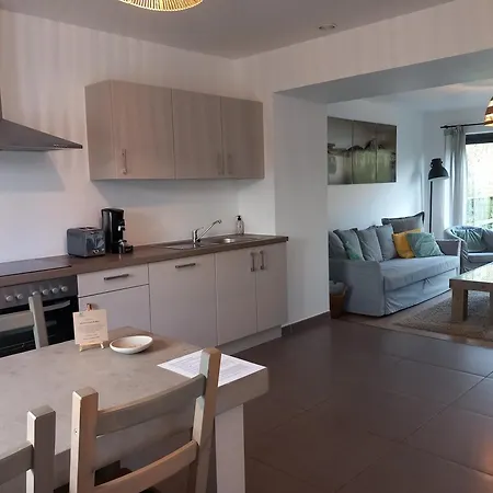 Les Hauts De Meez Apartament