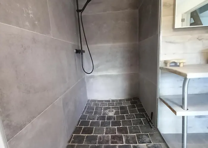 Les Hauts De Meez Dinant