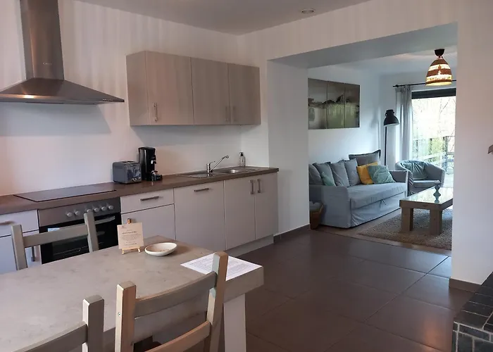 Les Hauts De Meez Apartment