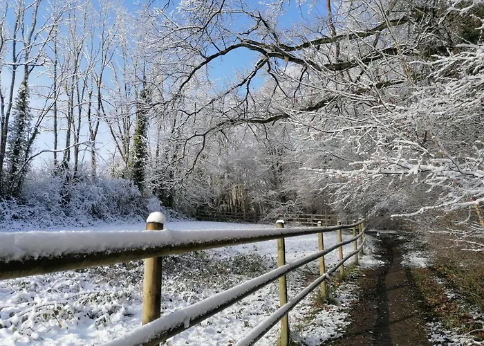 Les Hauts De Meez Apartment *